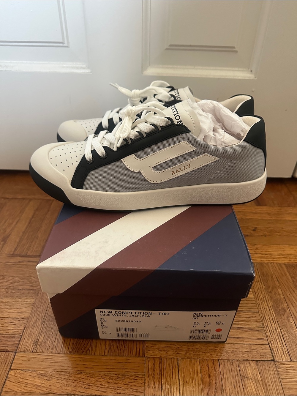 Bally New Competition Classic Men's White, Gray and Black Low-Top Sneakers sz 9